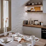 Onos Luxury