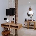 Onos Luxury