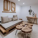Onos Luxury