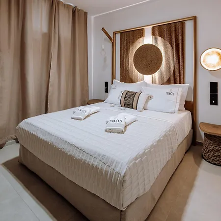Onos Luxury Κύθνος