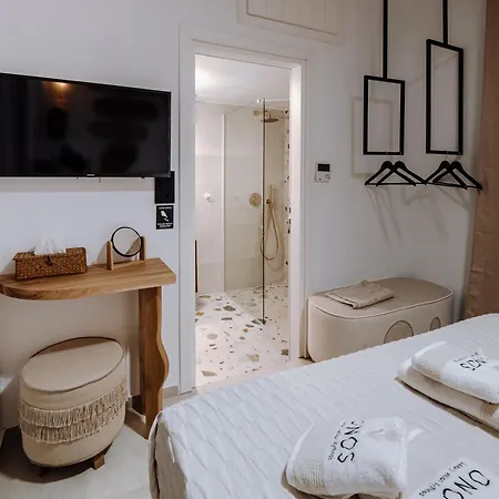 Διαμέρισμα Onos Luxury *
