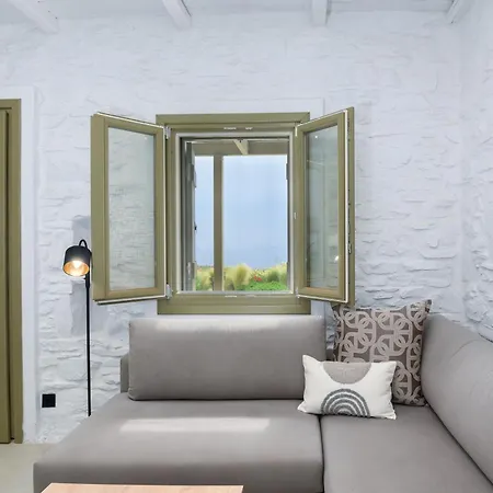 Onos Luxury Apartment Kythnos
